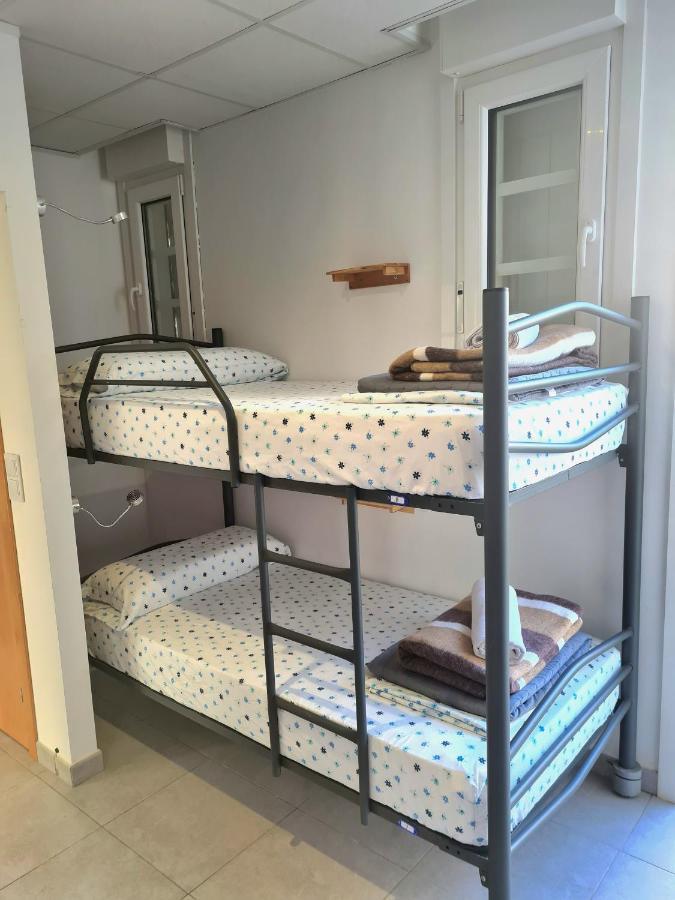 Albergue O Marco ปอนเตเบดรา ภายนอก รูปภาพ